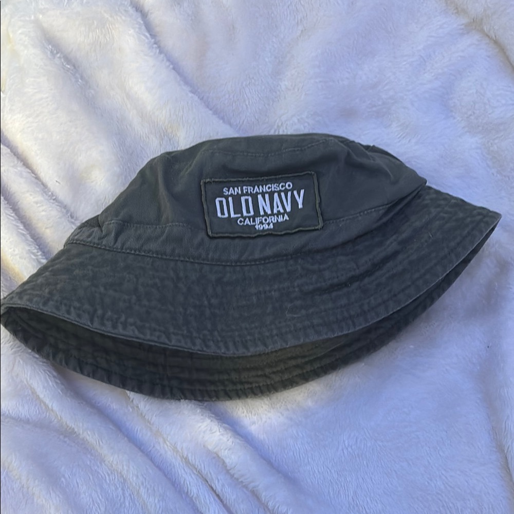 Old Navy Black Bucket Hat Classic Design